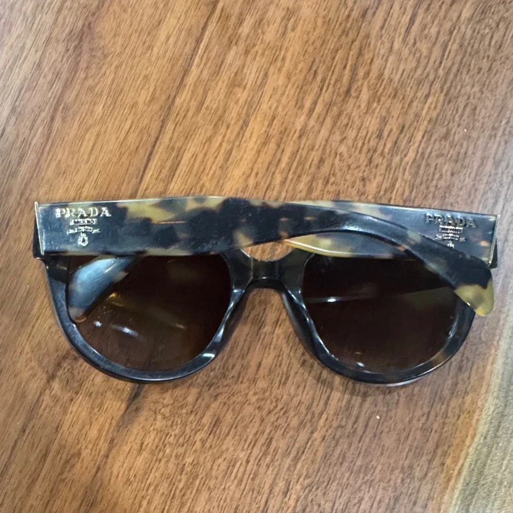 Prada Tortoise Shell Sunglasses - $25 - Picture 6 of 10